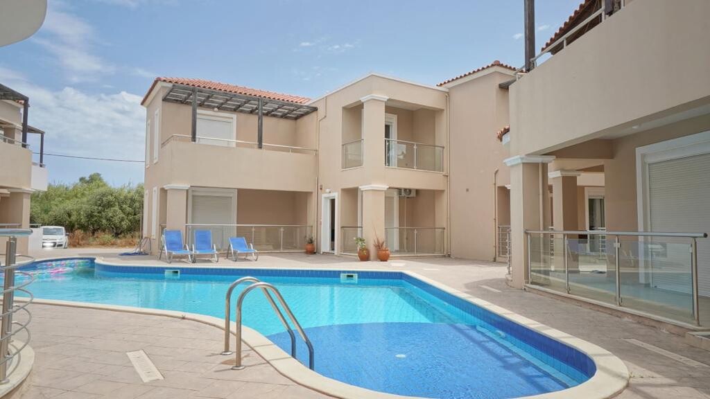 2 bedrooms Property in Platanias, Greece No. 3317