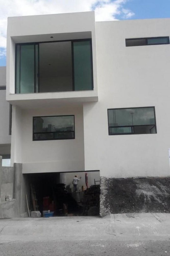 3 bedrooms House in Queretaro, Mexico No. 187020