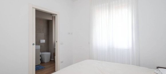 2 bedrooms Apartment in Milan, Italy No. 332169 5
