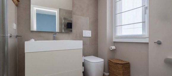 2 bedrooms Apartment in Milan, Italy No. 332169 7