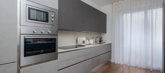 2 bedrooms Apartment in Milan, Italy No. 332169 3