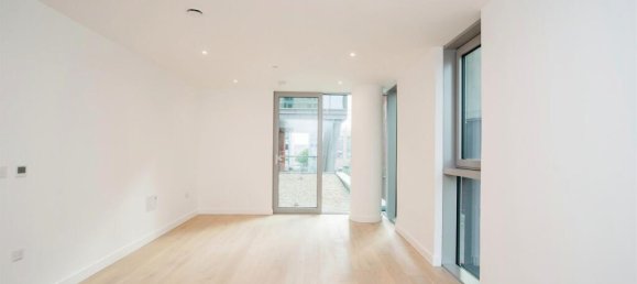 1 bedroom Apartment in Watford, United Kingdom No. 6093 2