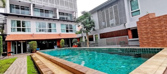 23 bedrooms Commercial property in Pattaya, Thailand No. 212 2