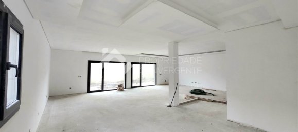 4 bedrooms Villa in Setubal, Portugal No. 100064 10