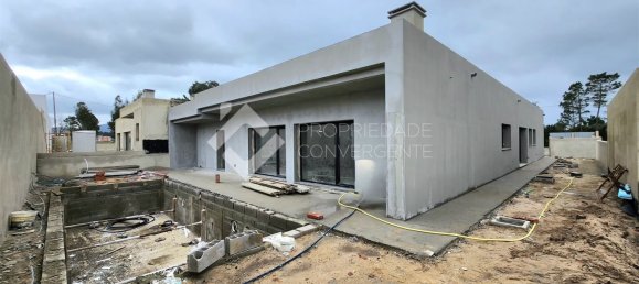 4 bedrooms Villa in Setubal, Portugal No. 100064 3