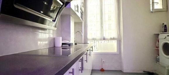 2 bedrooms Apartment in Paris, France No. 164481 4