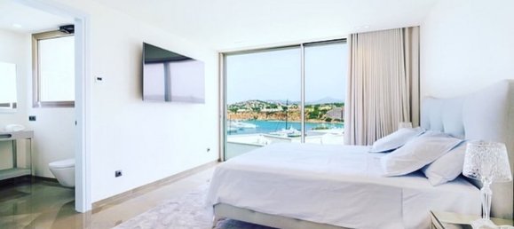 6 bedrooms Villa in Port Adriano, Spain No. 967 11