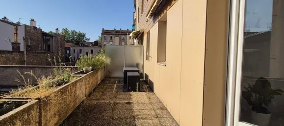 Apartamento de 3 dormitorios en Saint-Etienne, France No. 351096 3