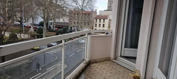 Apartamento de 3 dormitorios en Saint-Etienne, France No. 351096 6