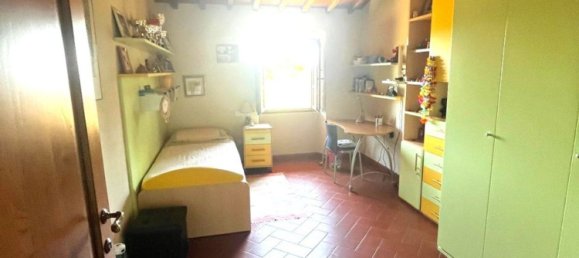 Дом с 6 комнатами в Кампи Бизенцио, Италия № 309399 24