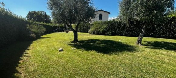 Дом с 6 комнатами в Кампи Бизенцио, Италия № 309399 8