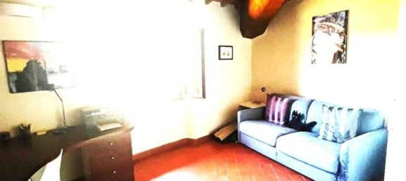 Дом с 6 комнатами в Кампи Бизенцио, Италия № 309399 26