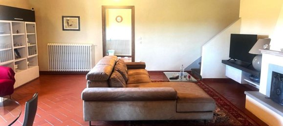 Дом с 6 комнатами в Кампи Бизенцио, Италия № 309399 40