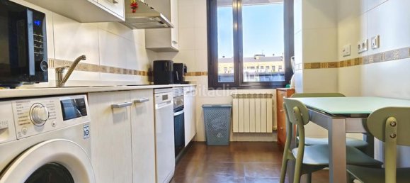 Apartamento de 3 dormitorios en Logroño, Spain No. 172640 39