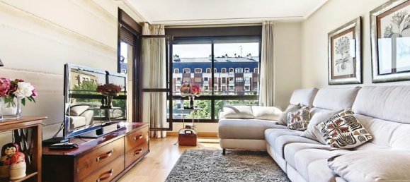 Apartamento de 3 dormitorios en Logroño, Spain No. 172640 4