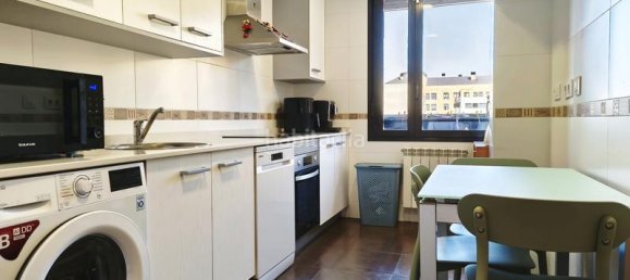 Apartamento de 3 dormitorios en Logroño, Spain No. 172640 42