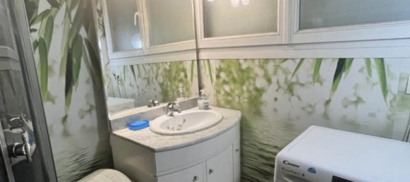 3 bedrooms Apartment in Fleury-les-Aubrais, France No. 233762 4