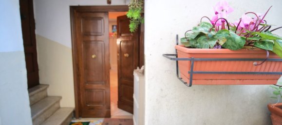 Квартира с 2 спальнями в Капраника, Италия № 378362 6