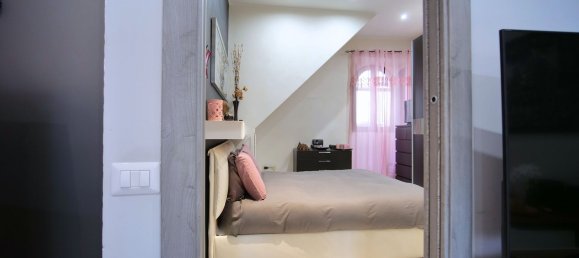 Квартира с 2 спальнями в Капраника, Италия № 378362 19