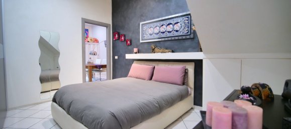 Квартира с 2 спальнями в Капраника, Италия № 378362 20