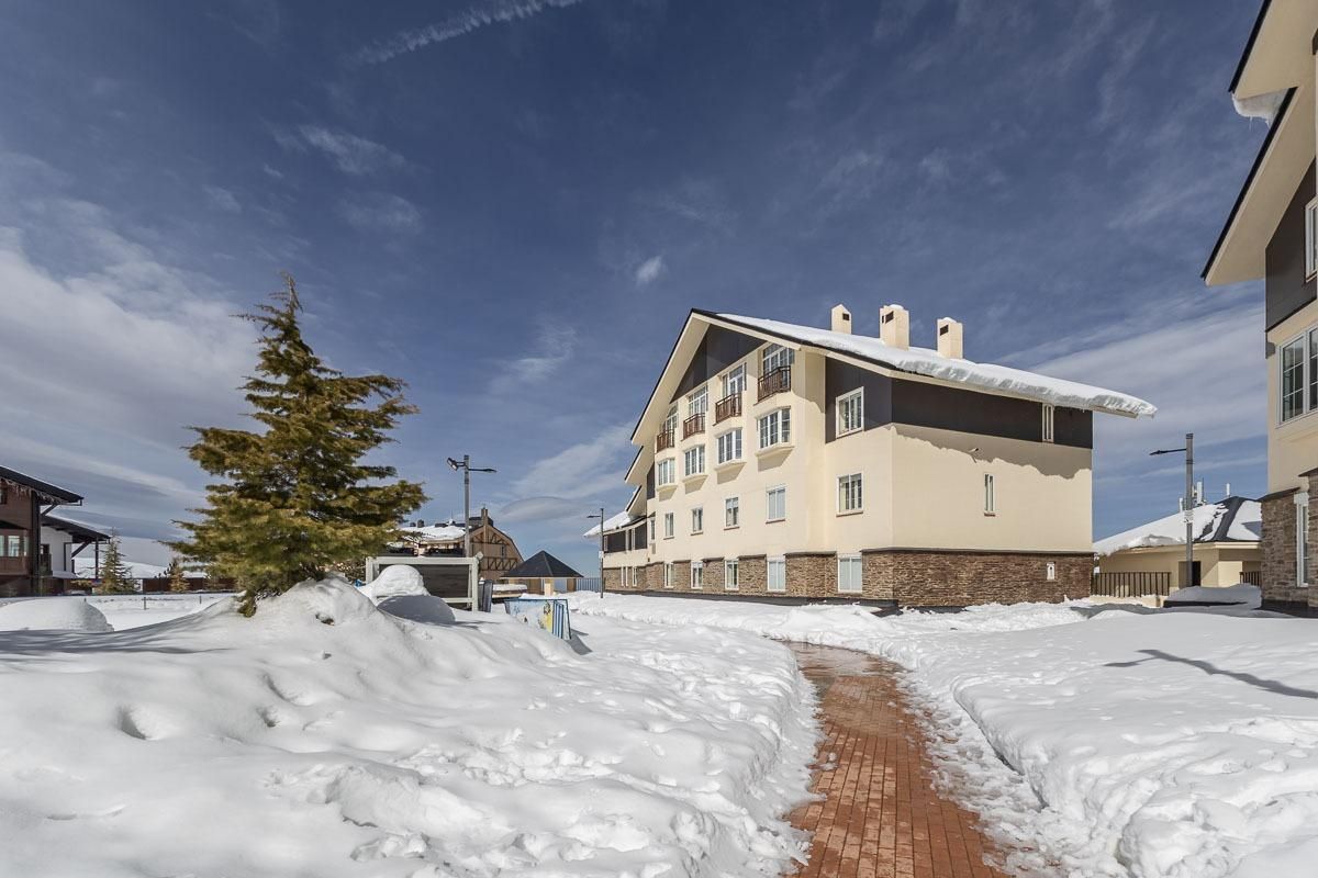 2 bedrooms Apartment in Sierra Nevada, Spain No. 163654