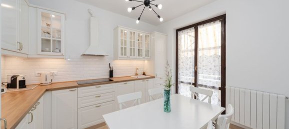 5-Zimmer Villa in Muggiò, Italy, Nr. 273760 39