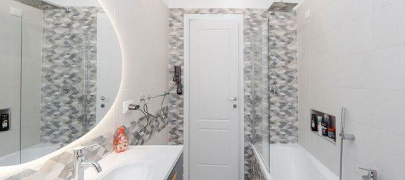 5-Zimmer Villa in Muggiò, Italy, Nr. 273760 7