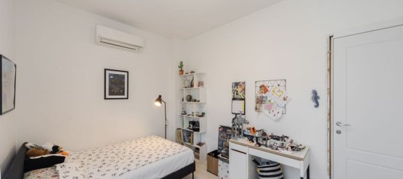 5-Zimmer Villa in Muggiò, Italy, Nr. 273760 46