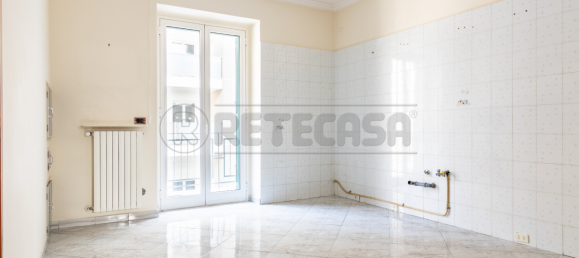 Квартира с 3 спальнями в Бишелье, Италия № 332515 3