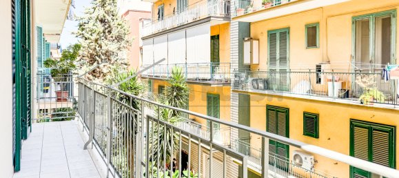 Квартира с 3 спальнями в Бишелье, Италия № 332515 14