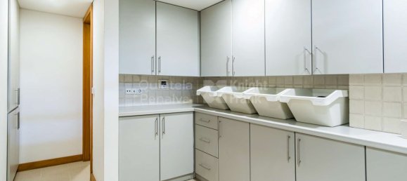 4 bedrooms House in Porto, Portugal No. 124709 12