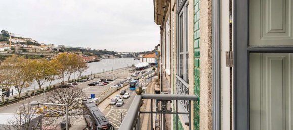 4 bedrooms House in Porto, Portugal No. 124709 25