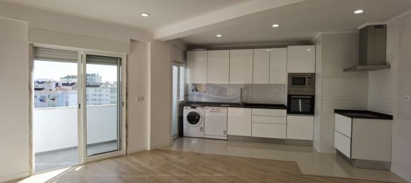 2 Schlafzimmer Wohnung in Amadora, Portugal, Nr. 69862 4