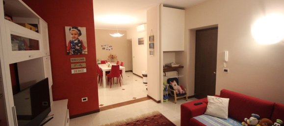 4 rooms Apartment in Casale Monferrato, Italy No. 125437 3