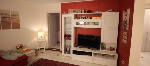 4 rooms Apartment in Casale Monferrato, Italy No. 125437 4