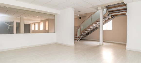 1313m² Commercial property in Leon, Spain No. 29002 35