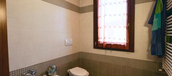 5 bedrooms House in Padua, Italy No. 319357 9