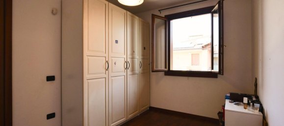 5 bedrooms House in Padua, Italy No. 319357 7