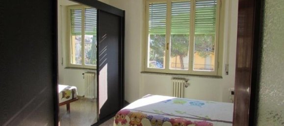 6 rooms Apartment in Arezzo, Italy No. 234021 7
