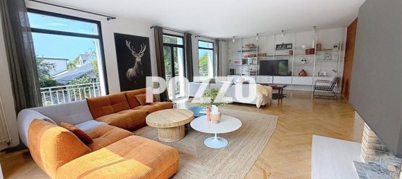 3 bedrooms Castles in Manche, France No. 358864 4