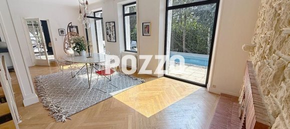 3 bedrooms Castles in Manche, France No. 358864 13