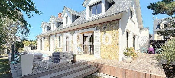 3 bedrooms Castles in Manche, France No. 358864 26