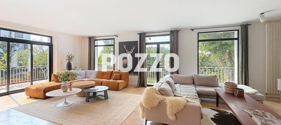 3 bedrooms Castles in Manche, France No. 358864 2