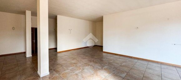 2غرفة عقار تجاري في Alseno, Italy رقم 304012 8
