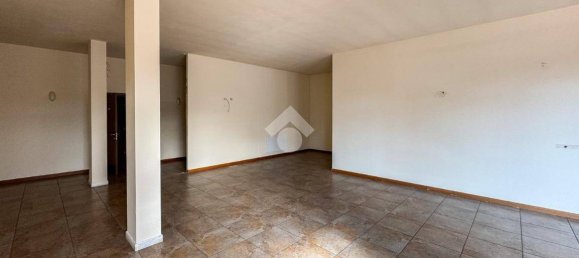 2غرفة عقار تجاري في Alseno, Italy رقم 304012 5