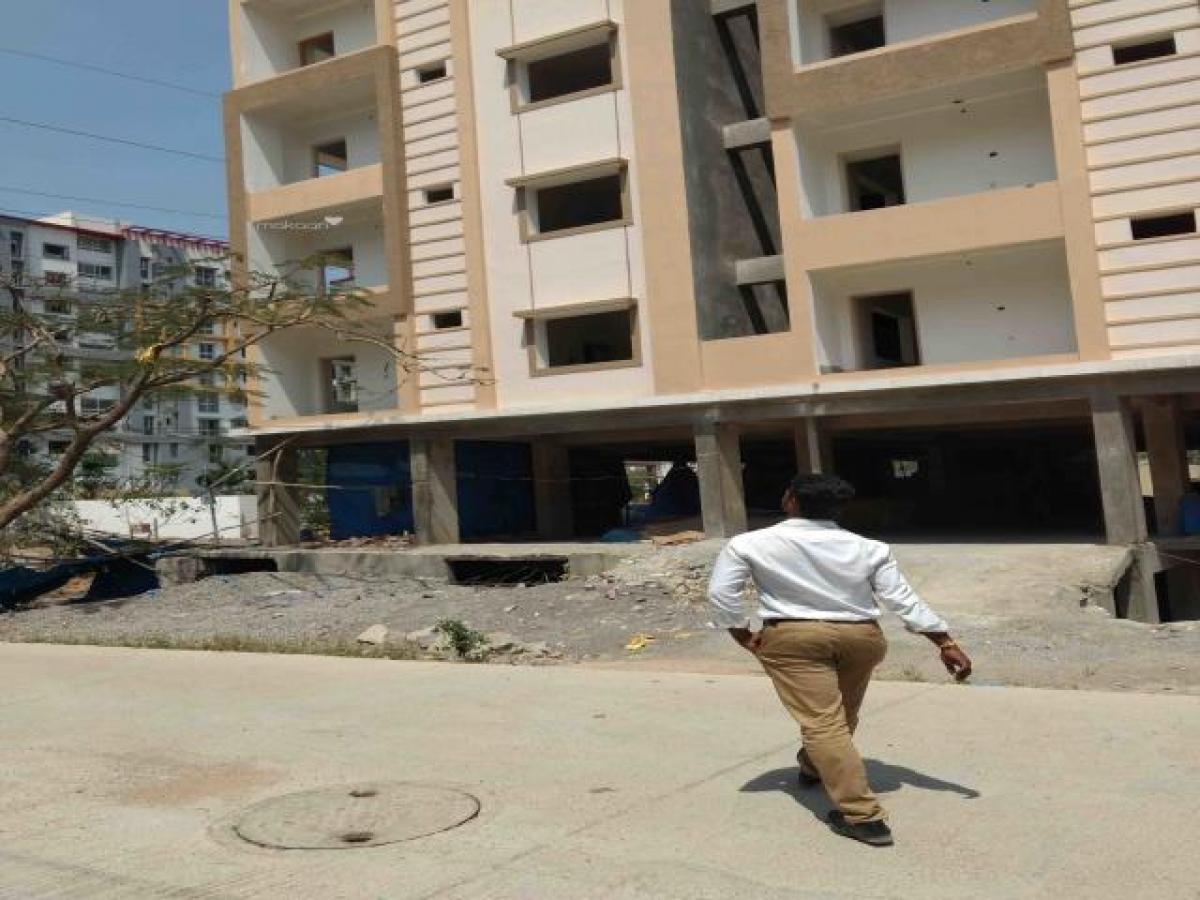 2 bedrooms House in Hyderabad, India No. 11204