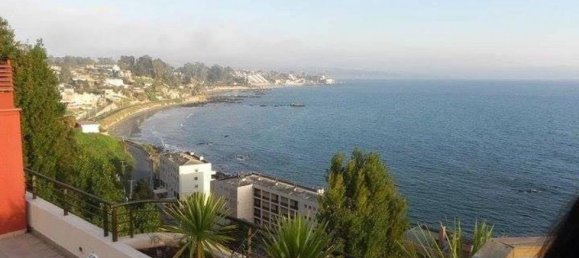 Studio in Valparaiso, Chile No. 1830 2