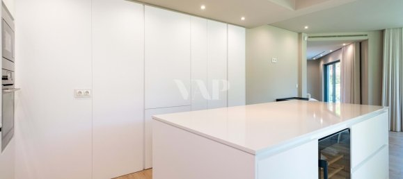 4 bedrooms Villa in Quarteira, Portugal No. 104242 11