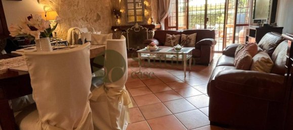 6 rooms House in Rome, Italy No. 171080 8