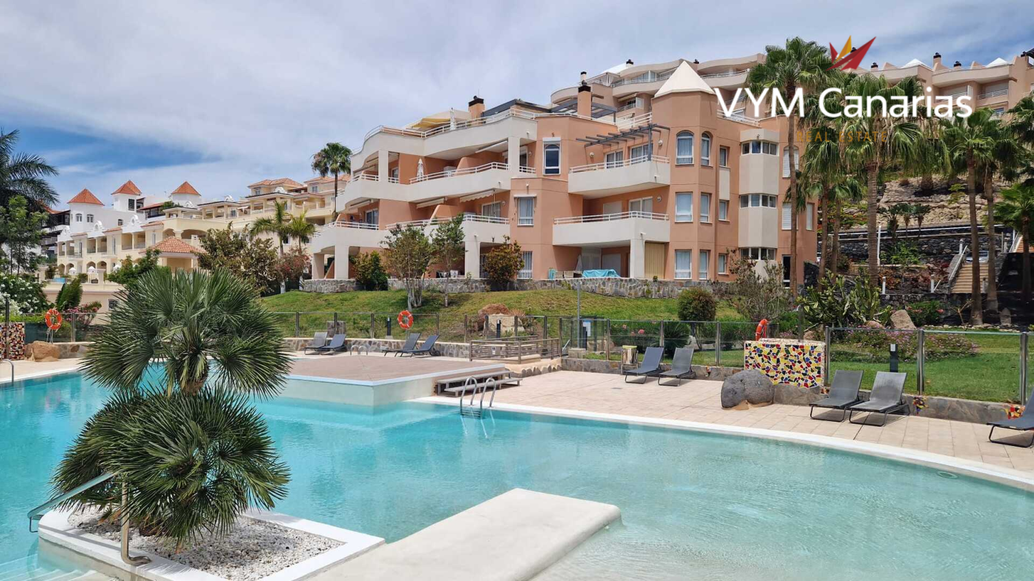 3 Schlafzimmer Wohnung in La Caleta, Spain, Nr. 288007